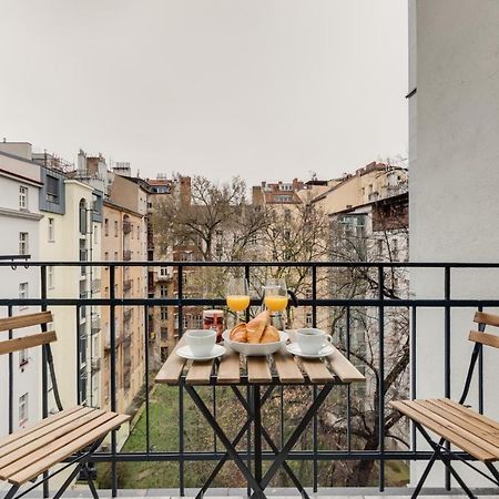 Jt'S Apartments Spanelska Str. Πράγα Εξωτερικό φωτογραφία