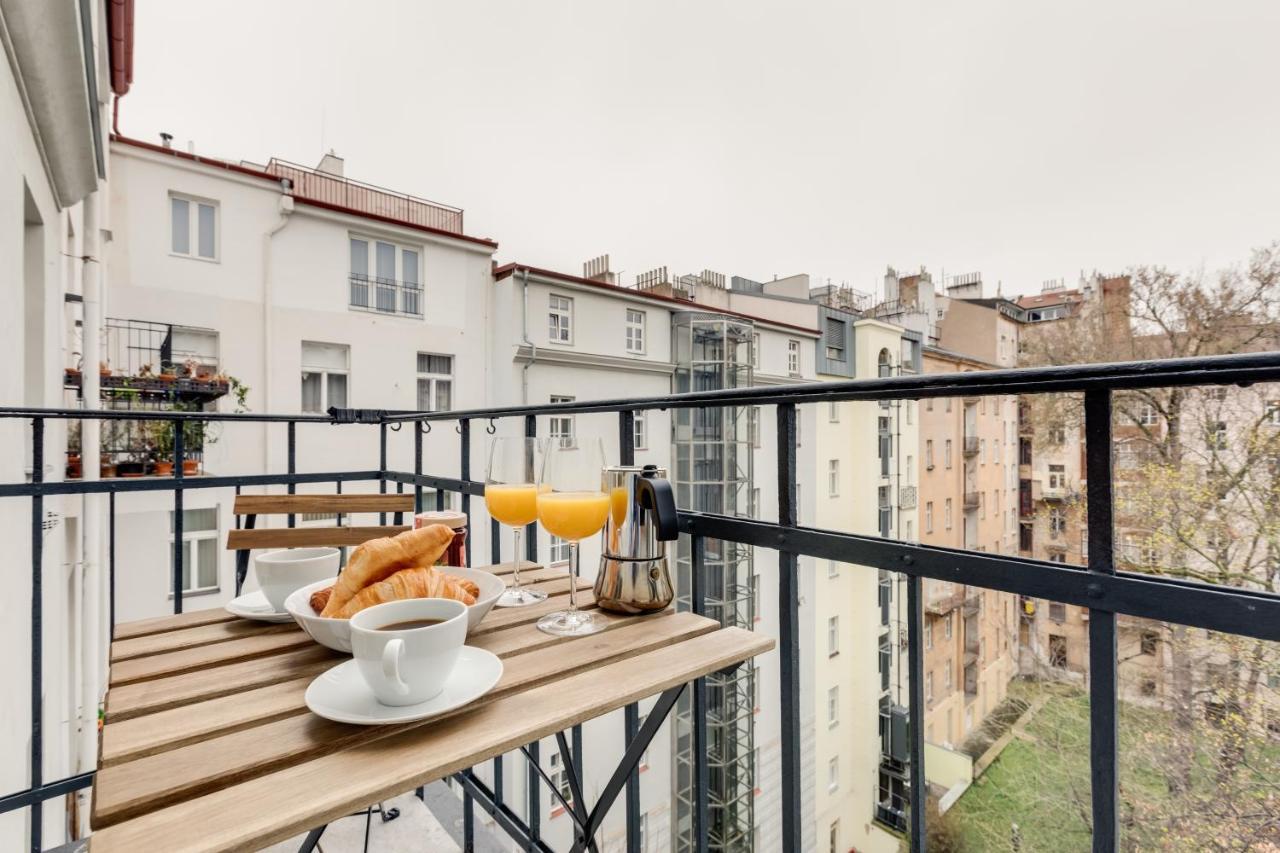 Jt'S Apartments Spanelska Str. Πράγα Εξωτερικό φωτογραφία